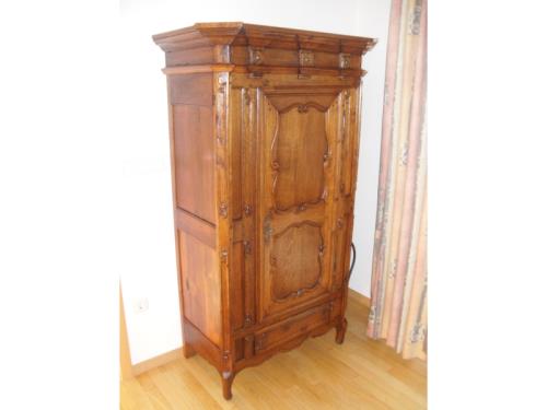 Armoire