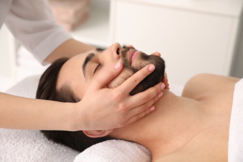 Soins adaptés aux besoins des hommes