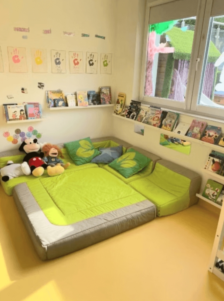 Une équipe multilingue à l’écoute des enfants