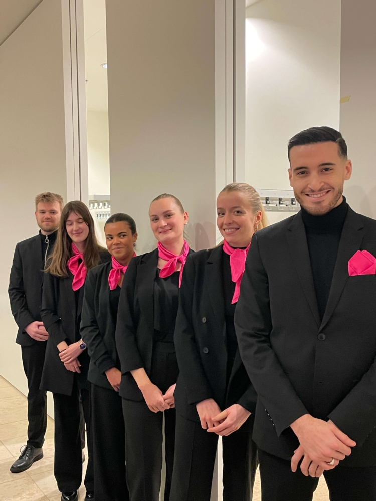 Prestation d'hôtesses