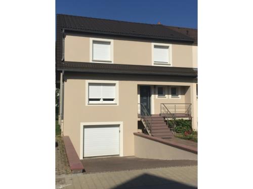 Travaux sur façade (chantier terminé de Strassen)