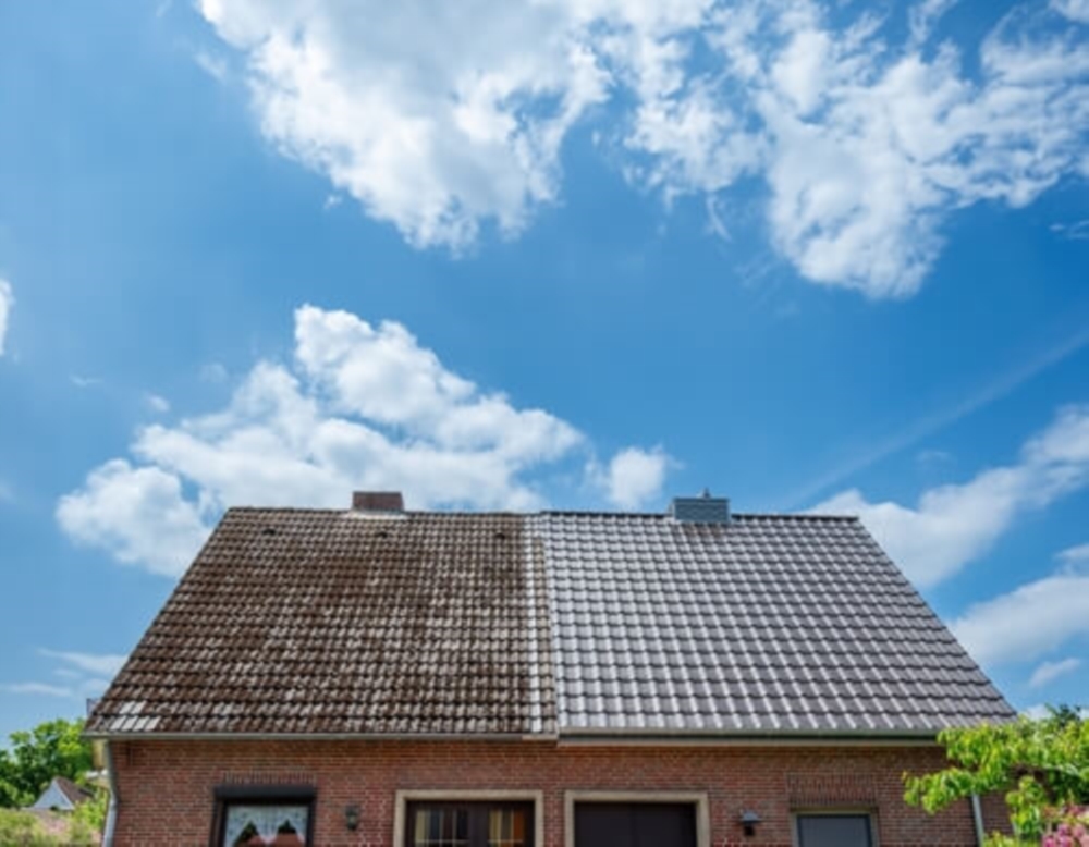 Nettoyage de toitures, façades & panneaux photovoltaïques