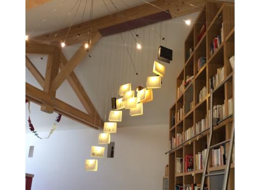 Lustre bibliothèque