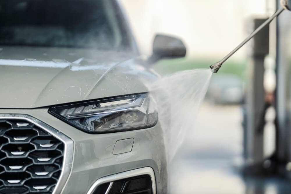 Lavage auto – Le soin qui fait la différence