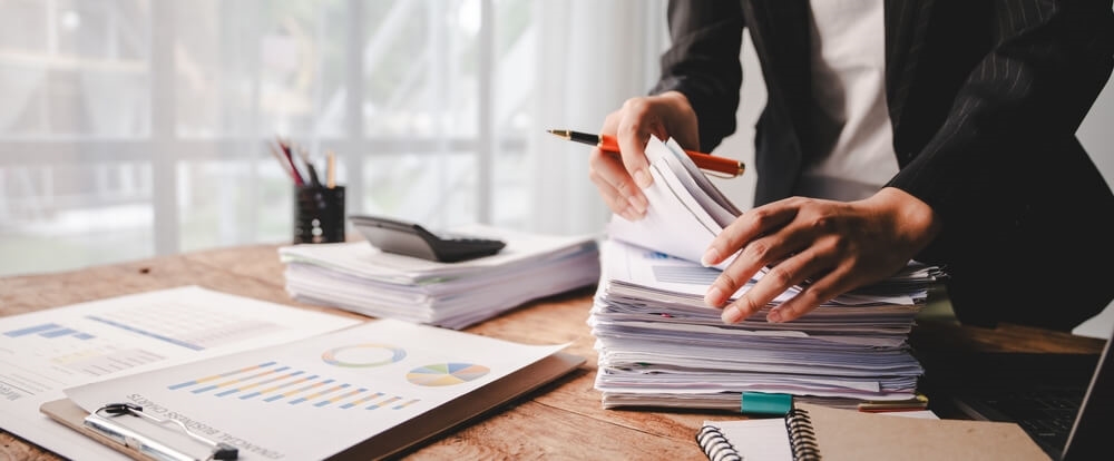 DOMICILIATION & CORPORATE SECRETARY