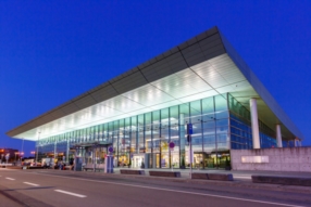 Transferts aéroport & trajets longue distance