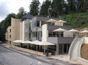 Auberge de l'ange gardien à Orval - châssis en bois et alu