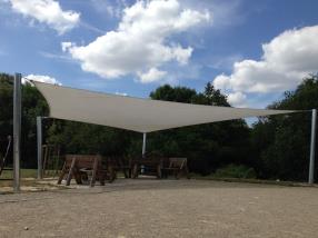 Mobiliers urbains et divers