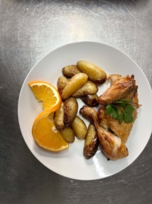 Restaurant – Cuisine variée et menu du jour