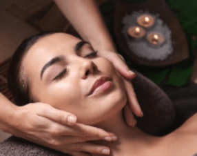 Des soins du visage professionnels pour révéler votre éclat
