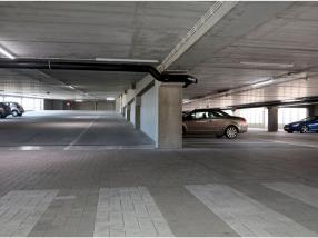 Willy Naessens construit pour les parkings