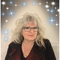 Mme Patricia Duval