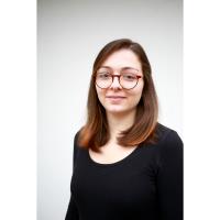Mme Sharon Rischard