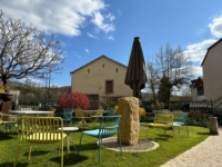Artikel vu Max-Lahr et Fils (Domaine et Distillerie)