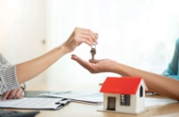 Artikel vu Bruno Bressaglia & Fils